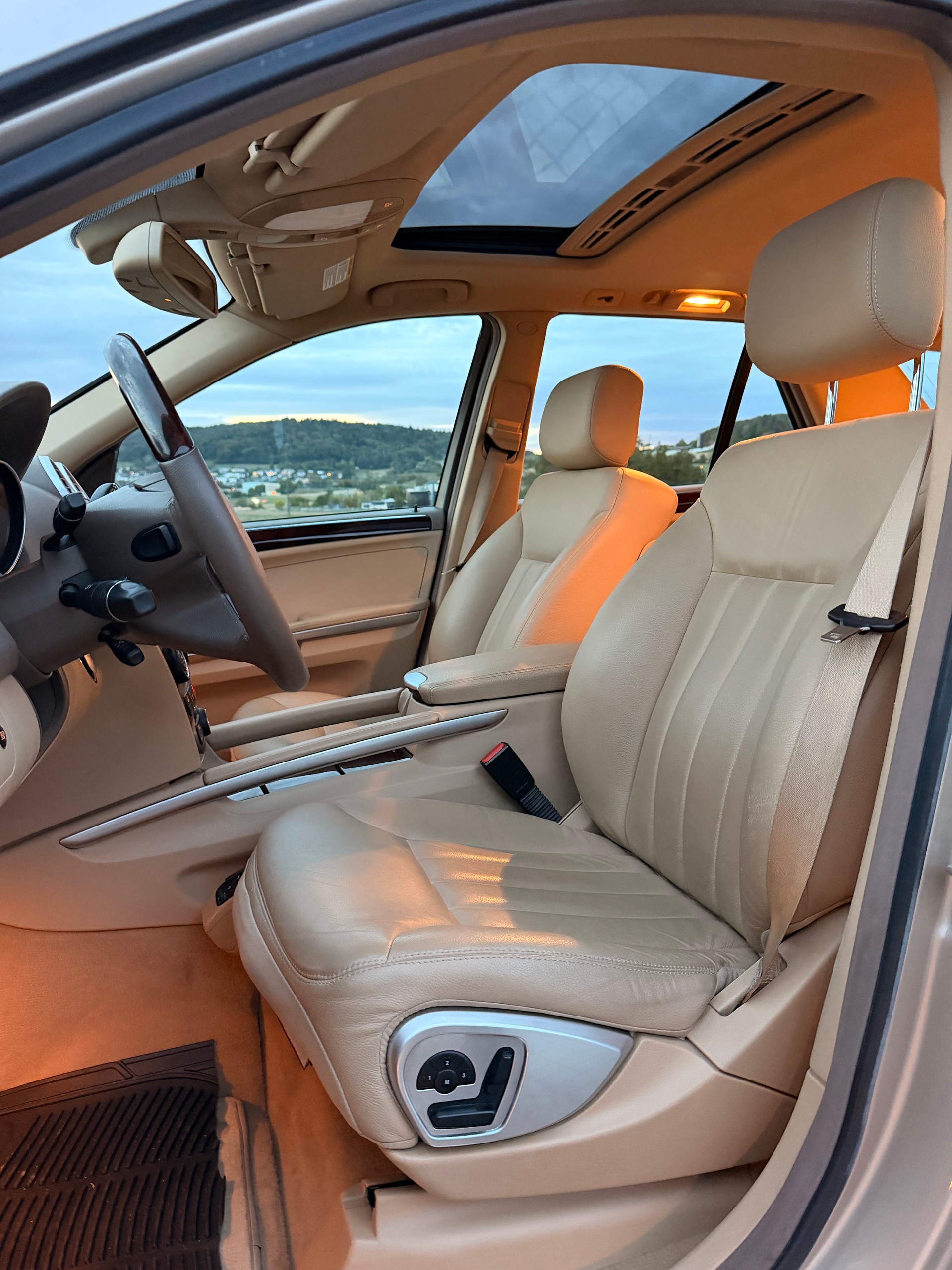 MERCEDES-BENZ ML 500 4Matic 7G-Tronic ** Offroad-Paket mit Differentialsperren (Mittel- und Hinterachsdifferentialsperre)**-image-20