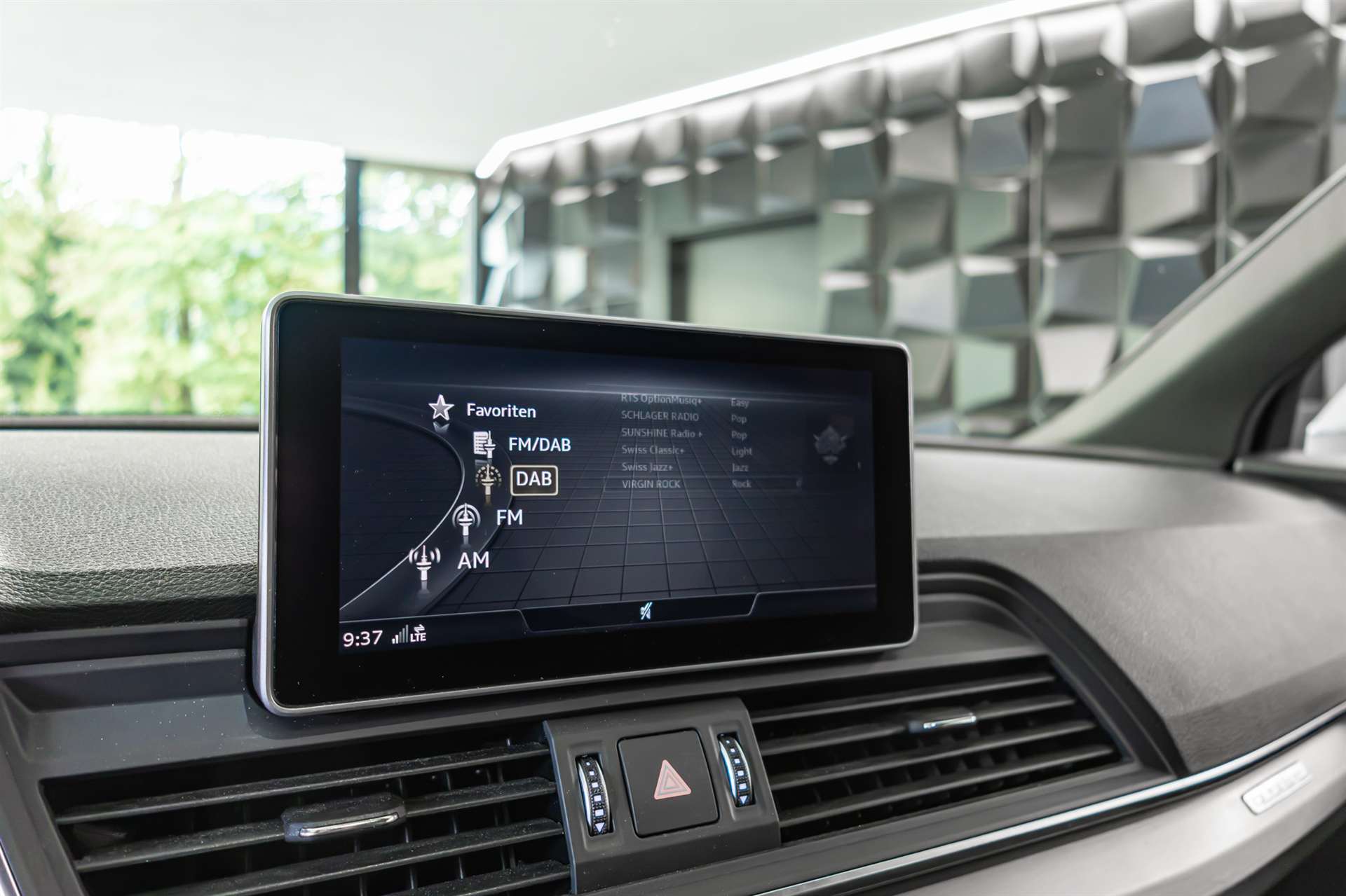 AUDI Q5 45 TFSI sport quattro S-tronic-image-19