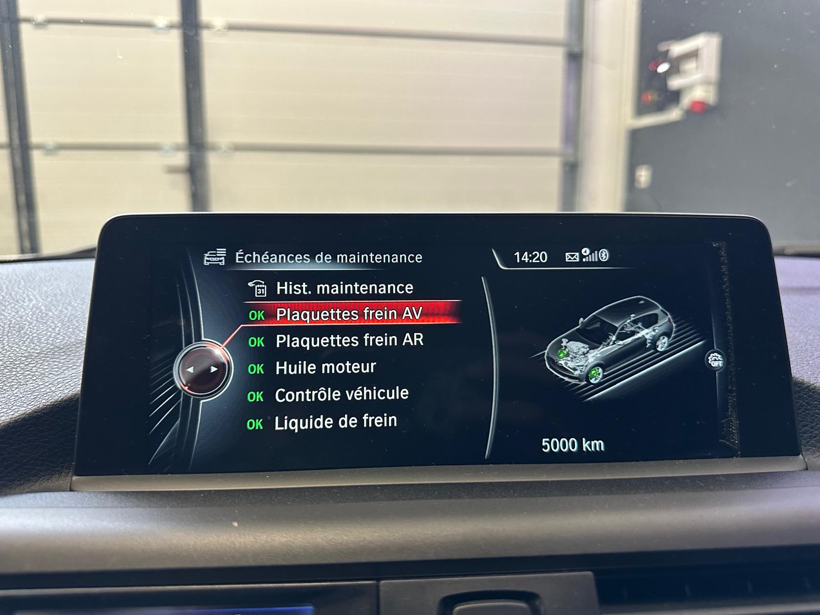 BMW M135i xDrive Steptronic-image-21