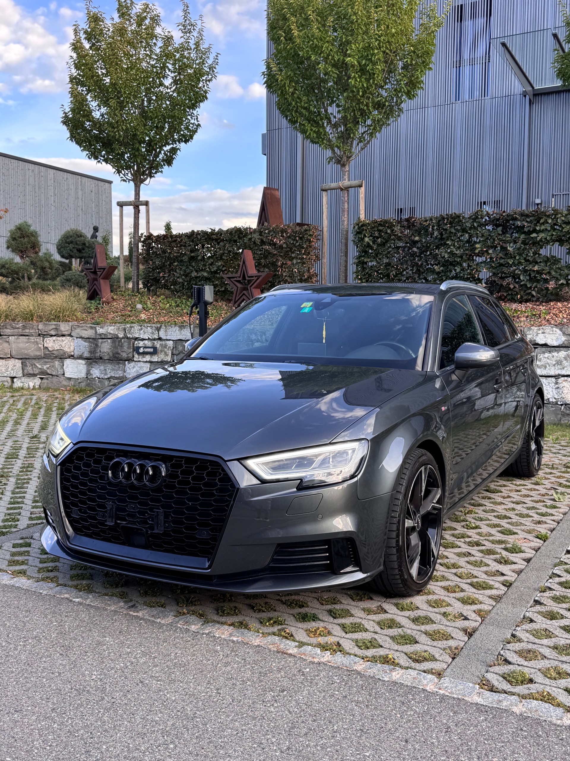 AUDI A3 Sportback 2.0 TDI Sport S-tronic-image-2