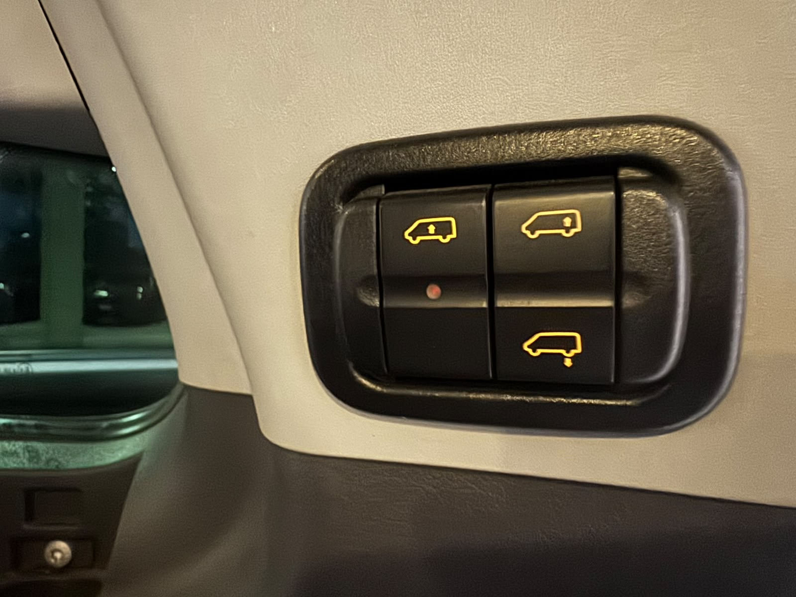 MERCEDES-BENZ Viano 3.0 CDI Trend Automat-image-8