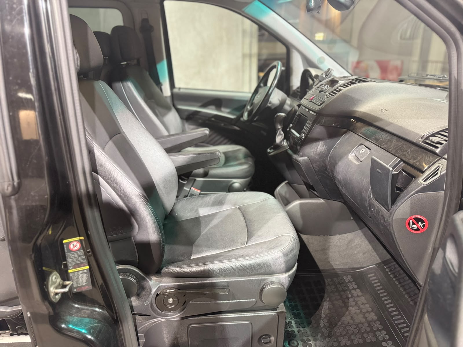 MERCEDES-BENZ Viano 3.0 CDI Trend Automat-image-2