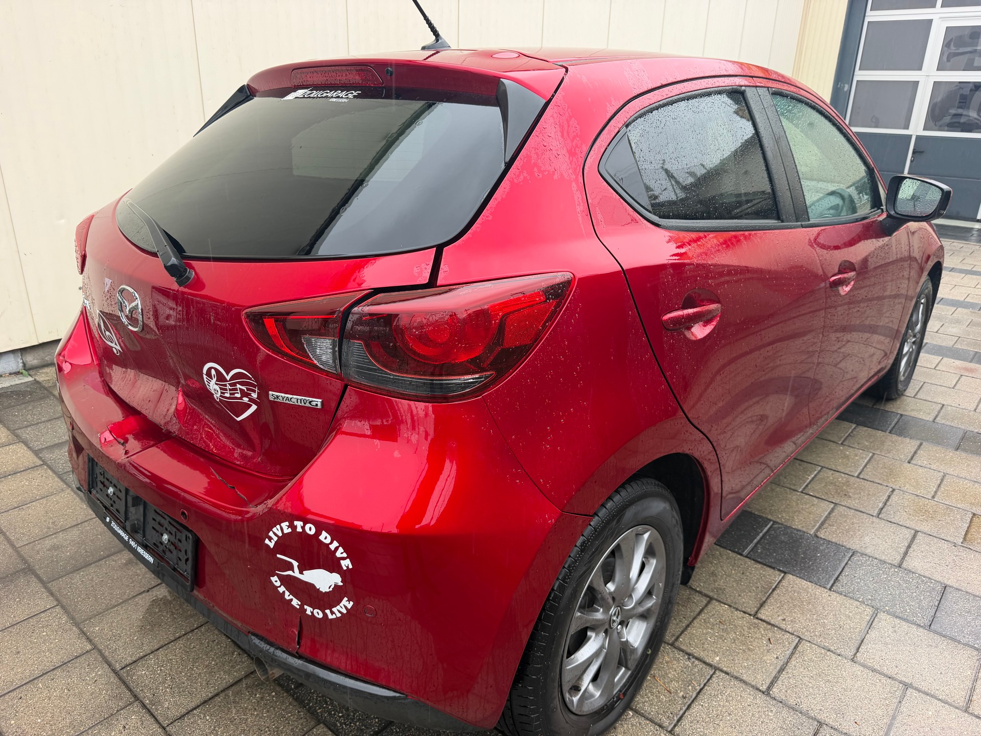 MAZDA 2 SKYACTIV-G 90 Revolution Automat-image-3