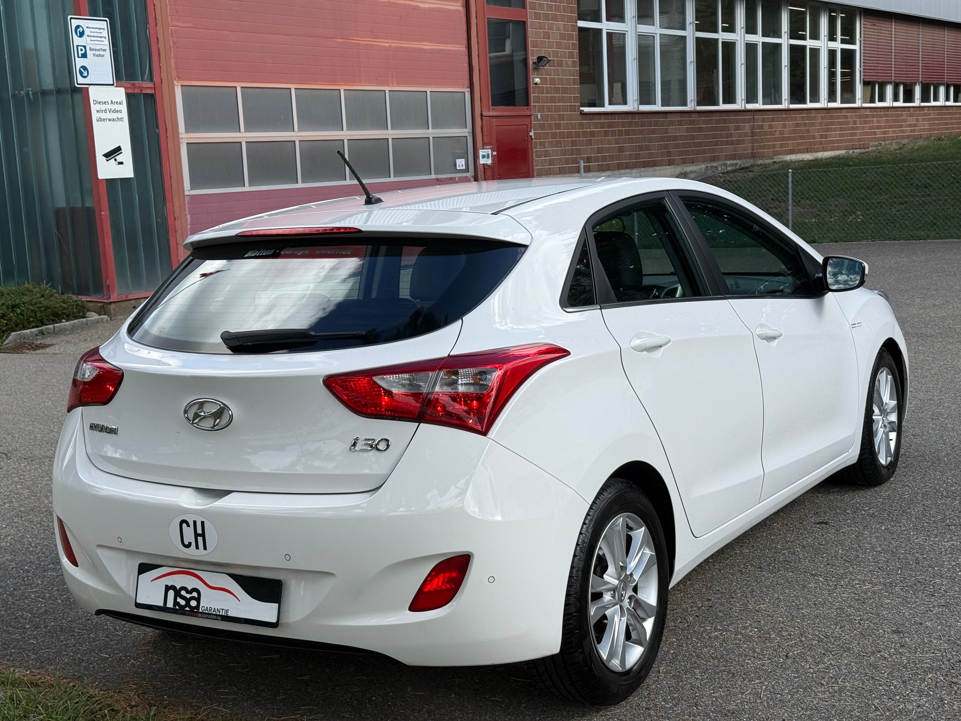 HYUNDAI i30 1.6 GDI Style Automatic-image-3