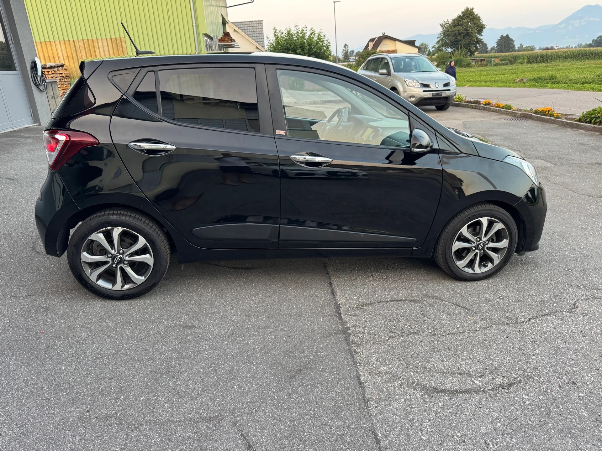 HYUNDAI i10 1.2 Vertex-image-10