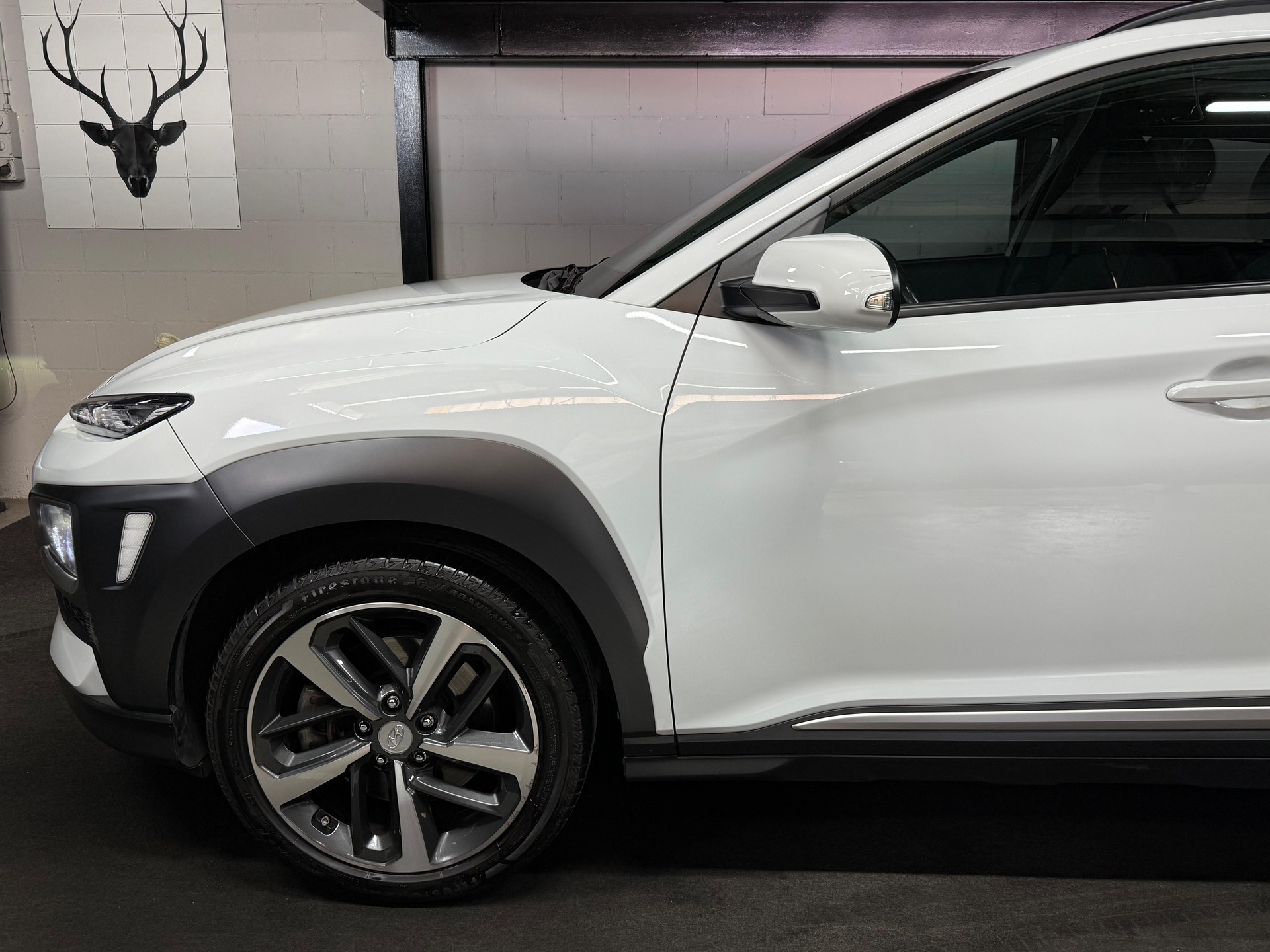 HYUNDAI Kona 1.6 T-GDi Launch Plus 4WD DCT-image-5