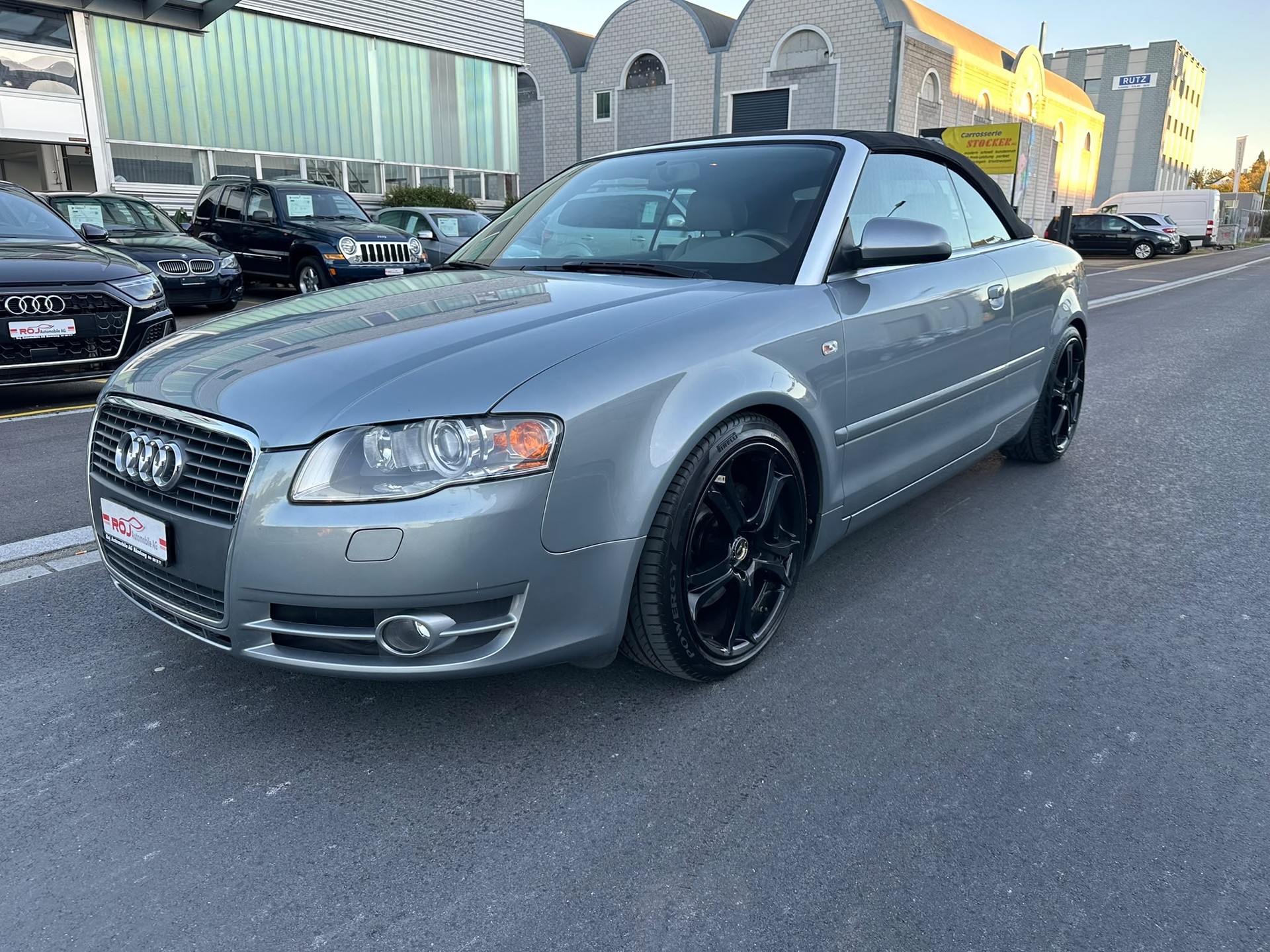 AUDI A4 Cabriolet 1.8 Turbo-image-1