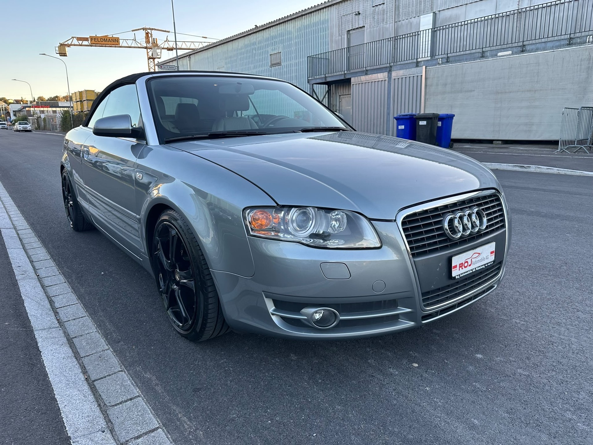 AUDI A4 Cabriolet 1.8 Turbo-image-3