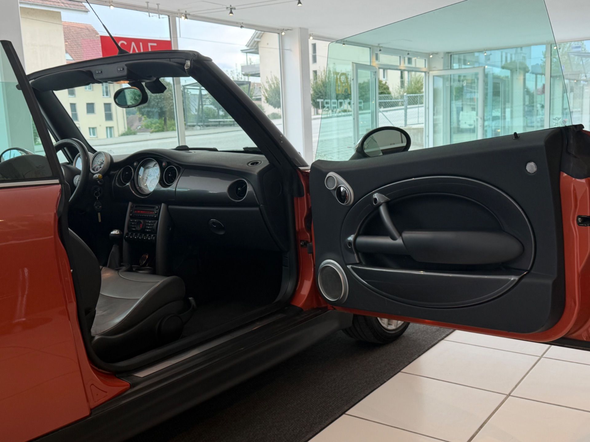 MINI Cooper S Cabriolet JCW **AB MFK**-image-17
