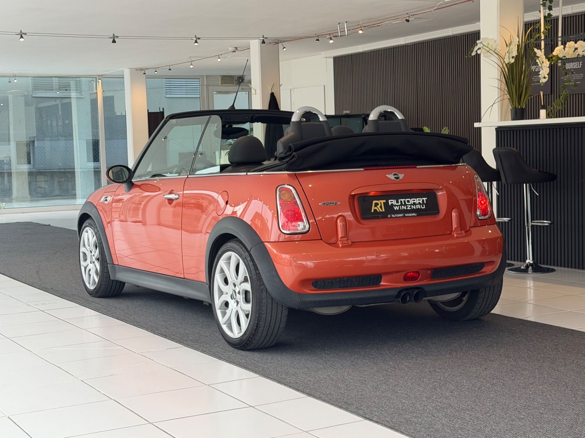 MINI Cooper S Cabriolet JCW **AB MFK**-image-7