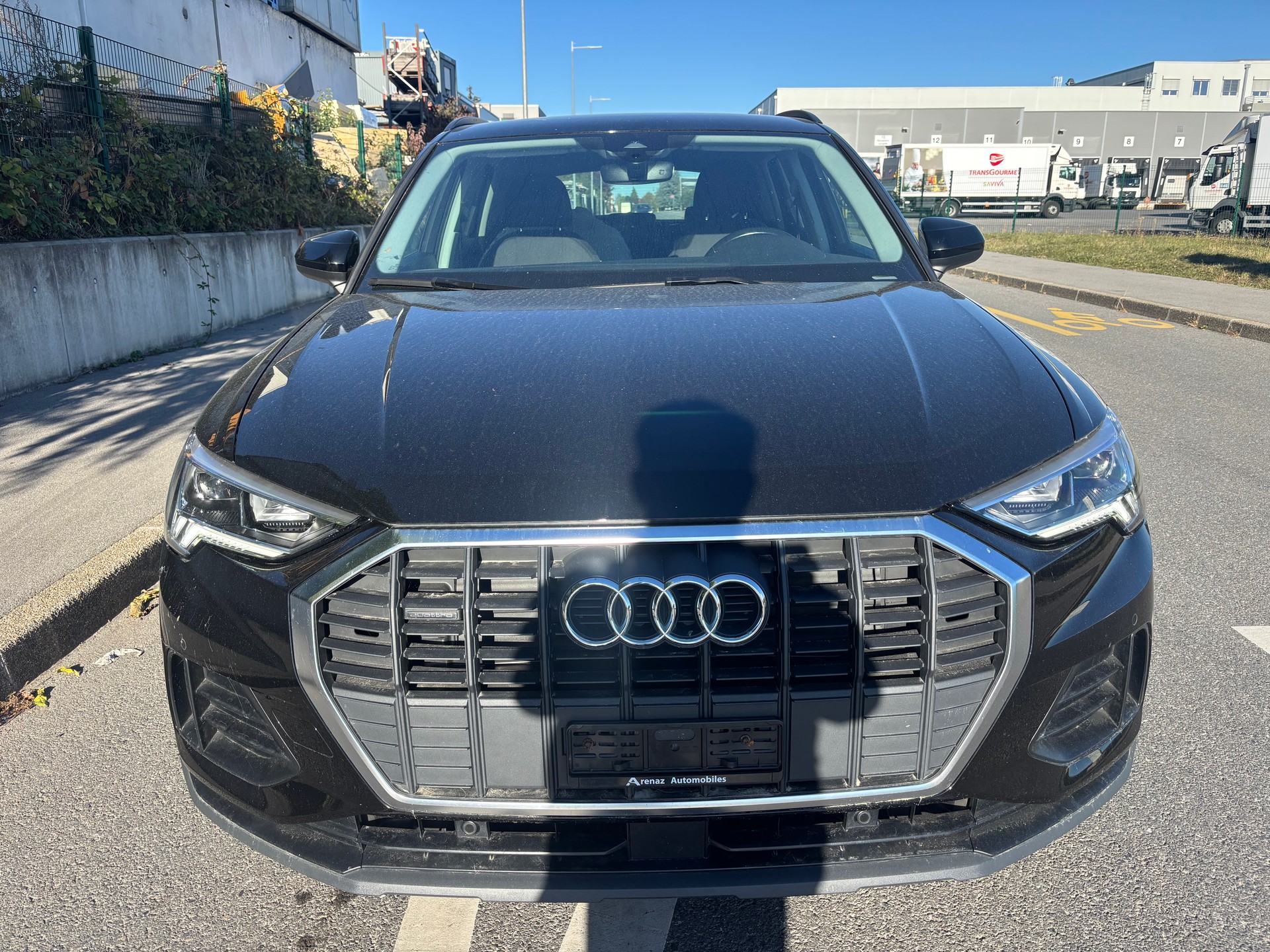 AUDI Q3 35 TDI quattro S-tronic-image-0