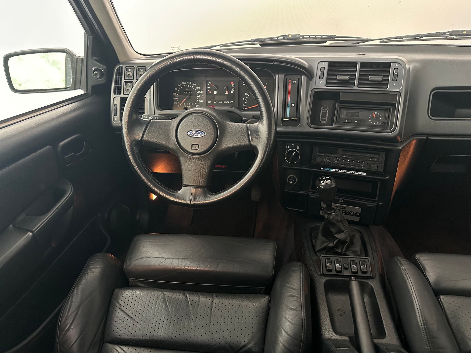 FORD Sierra 2.0i Cosworth 4x4 Limited Nr. 178/700-image-5