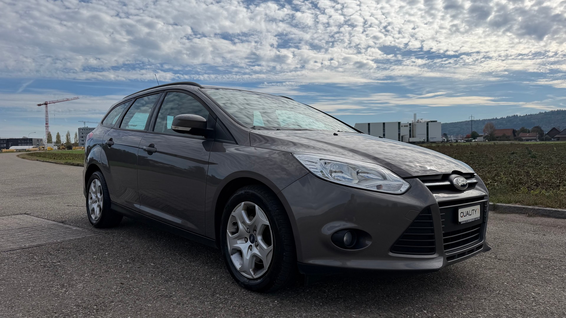 FORD Focus 1.0 SCTi Titanium-image-2