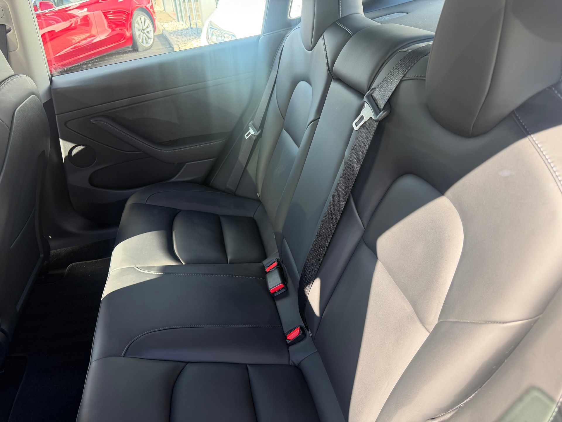 TESLA Model 3 Long Range Dual Motor AWD-image-14
