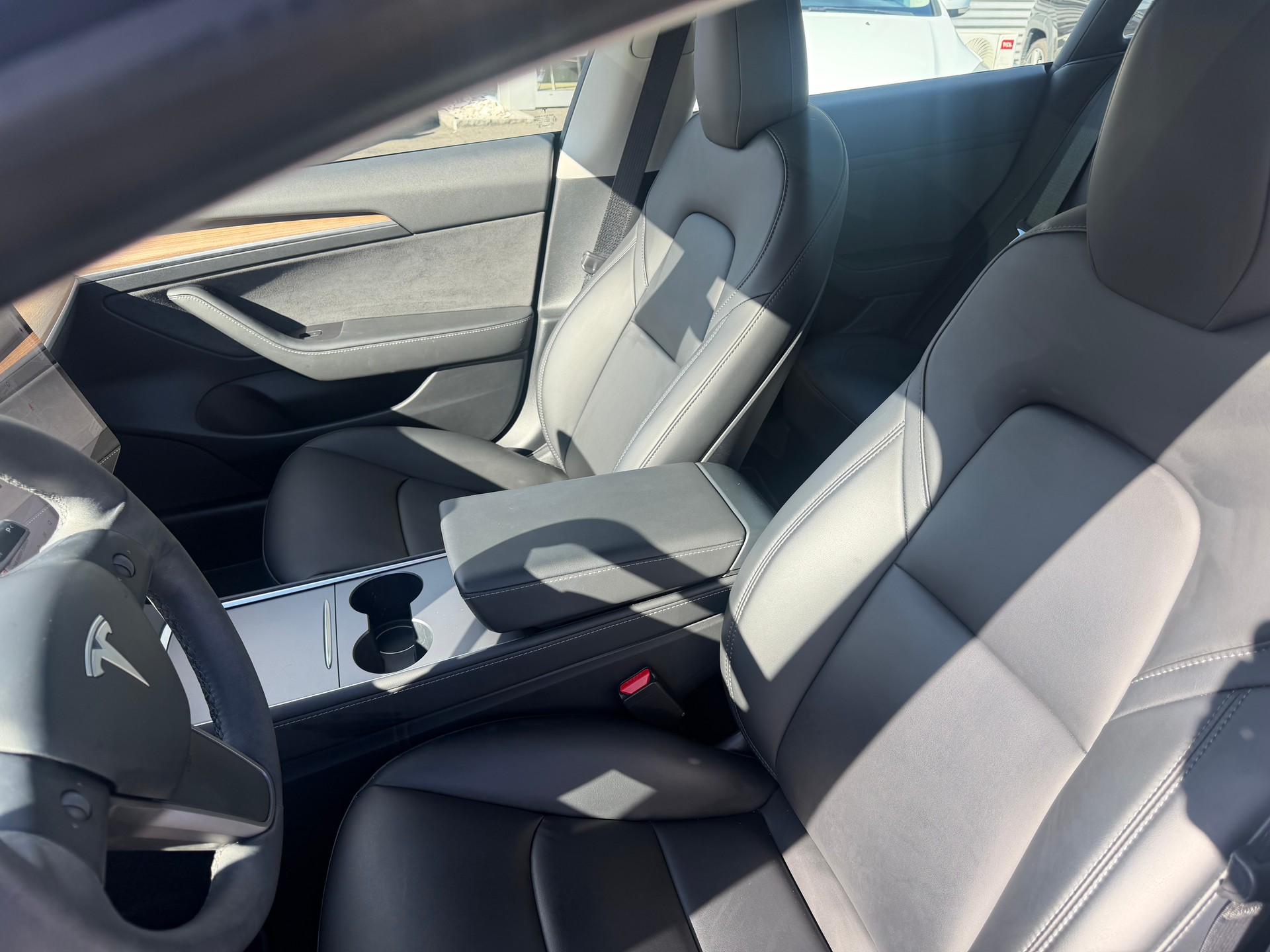 TESLA Model 3 Long Range Dual Motor AWD-image-12