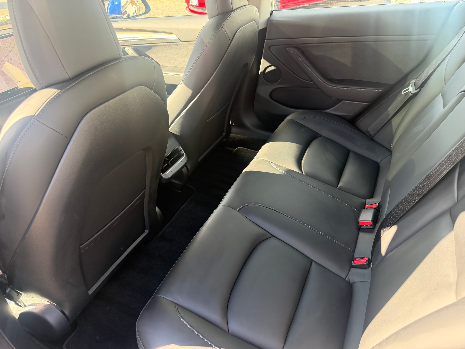 TESLA Model 3 Long Range Dual Motor AWD-image-13