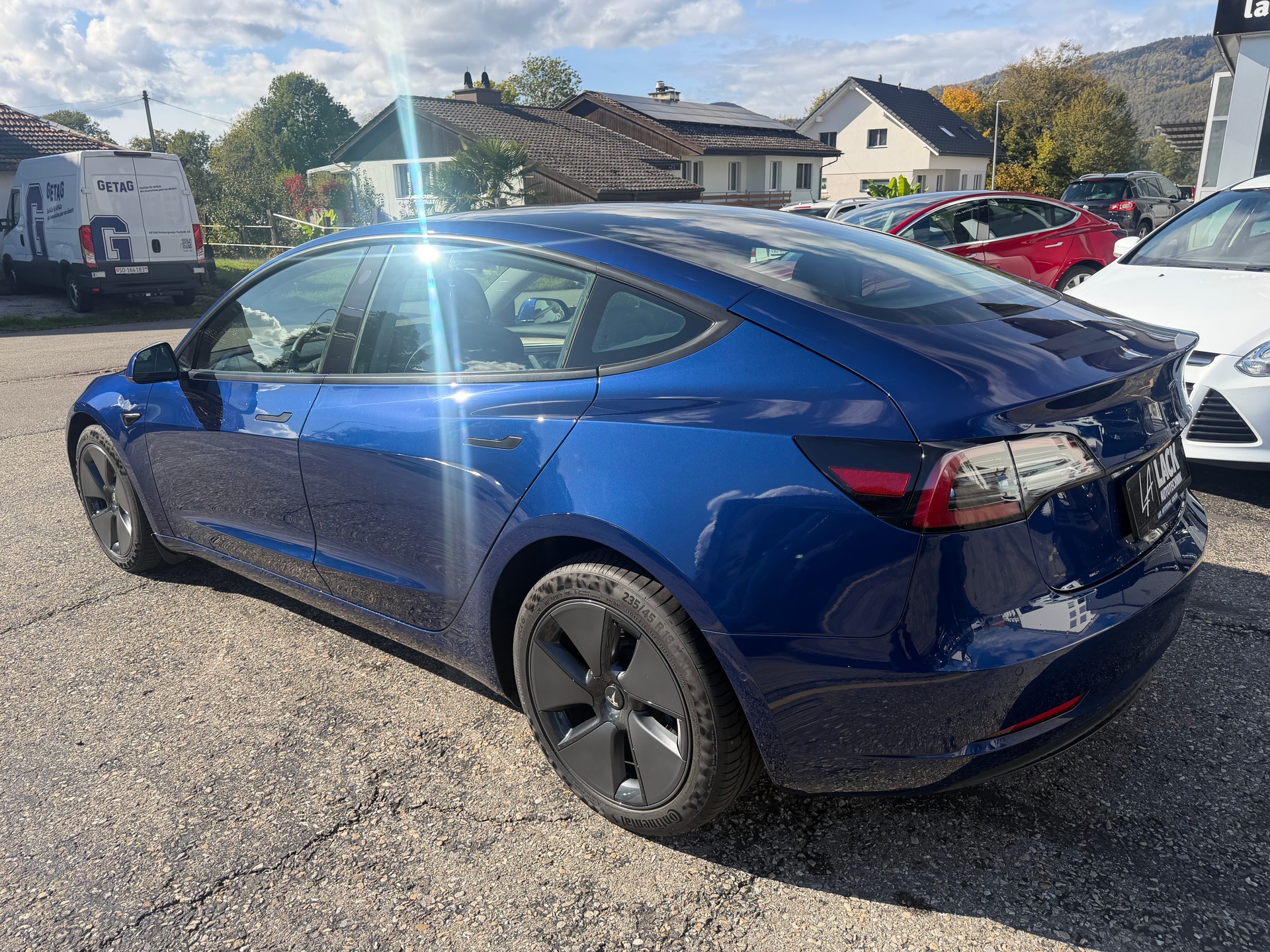 TESLA Model 3 Long Range Dual Motor AWD-image-9