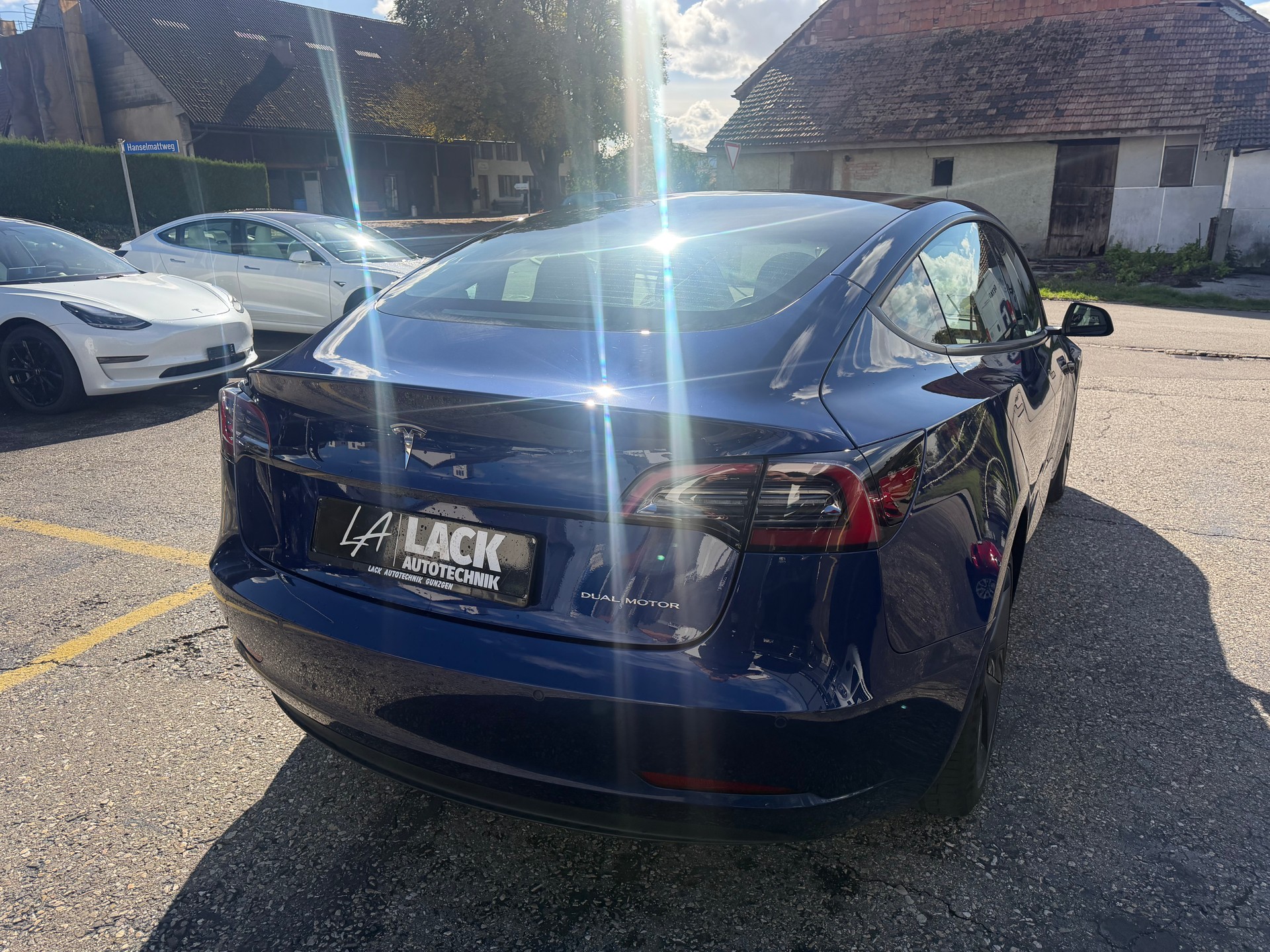 TESLA Model 3 Long Range Dual Motor AWD-image-7