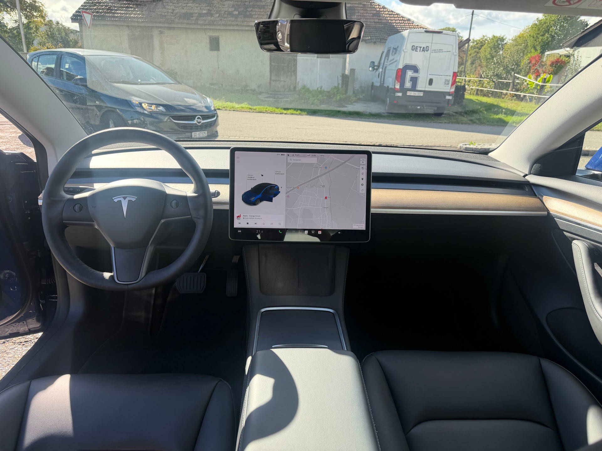 TESLA Model 3 Long Range Dual Motor AWD-image-15