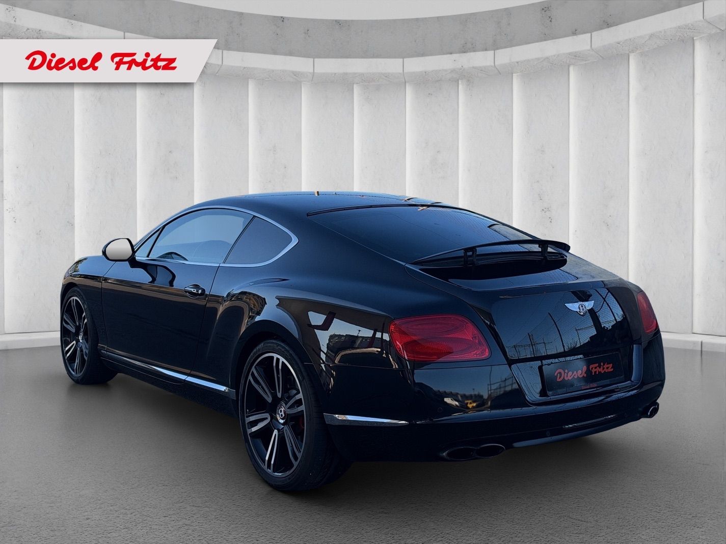 BENTLEY Continental GT 4.0 V8-image-2