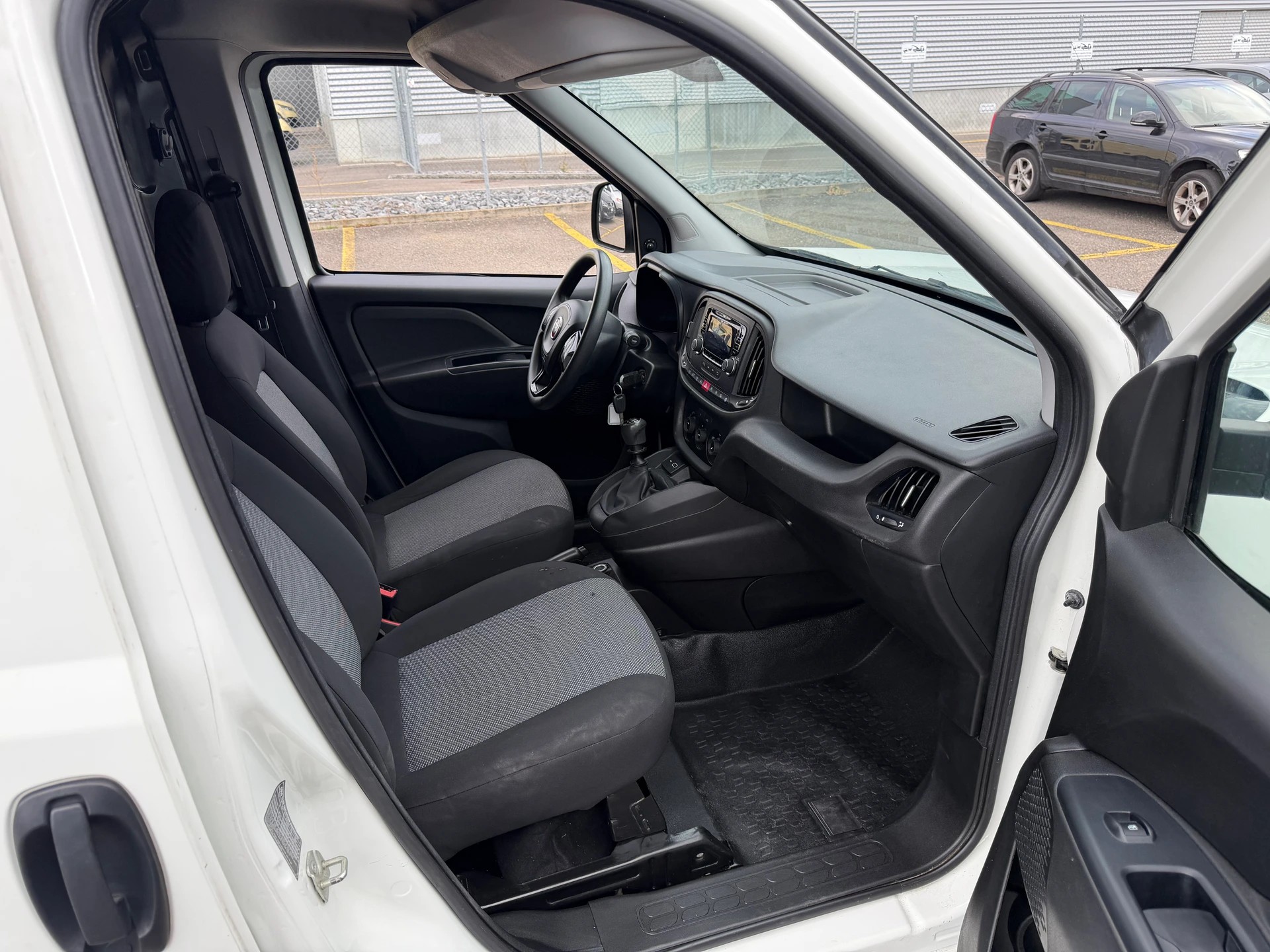 FIAT Doblò 1.6 Multijet Kombi Base-image-5