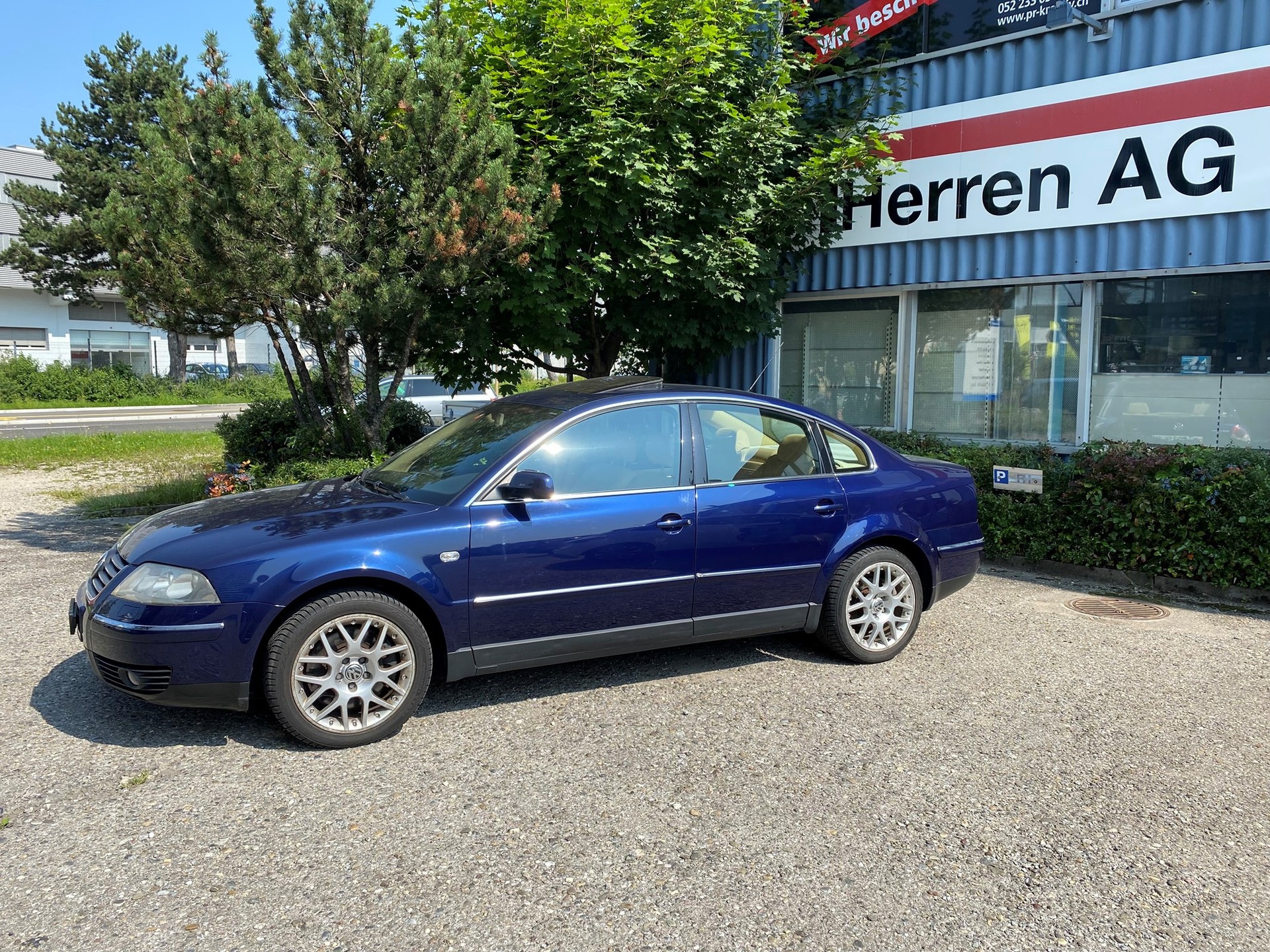 VW Passat 4.0 W8 4Motion Highline-image-1