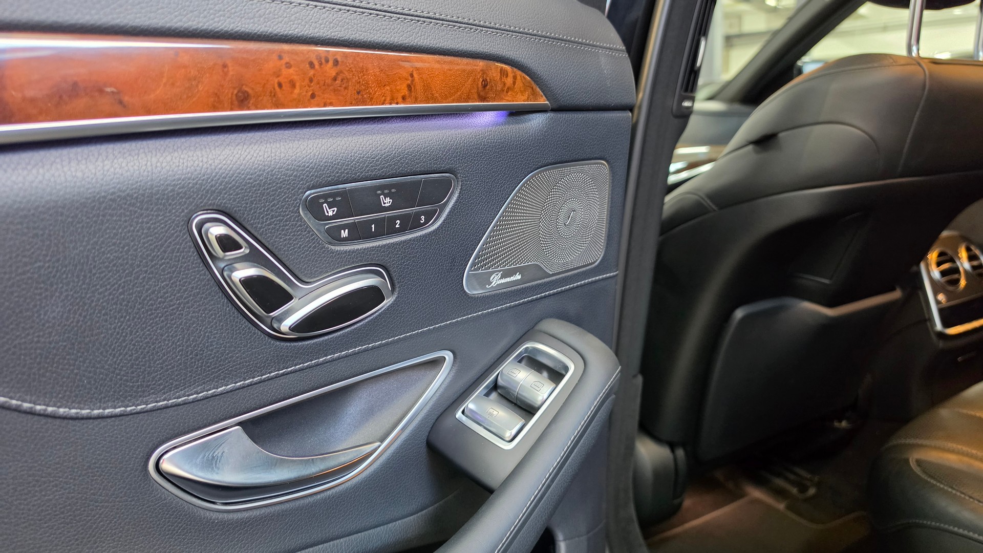MERCEDES-BENZ S 500 7G-Tronic AMG-Line-image-22