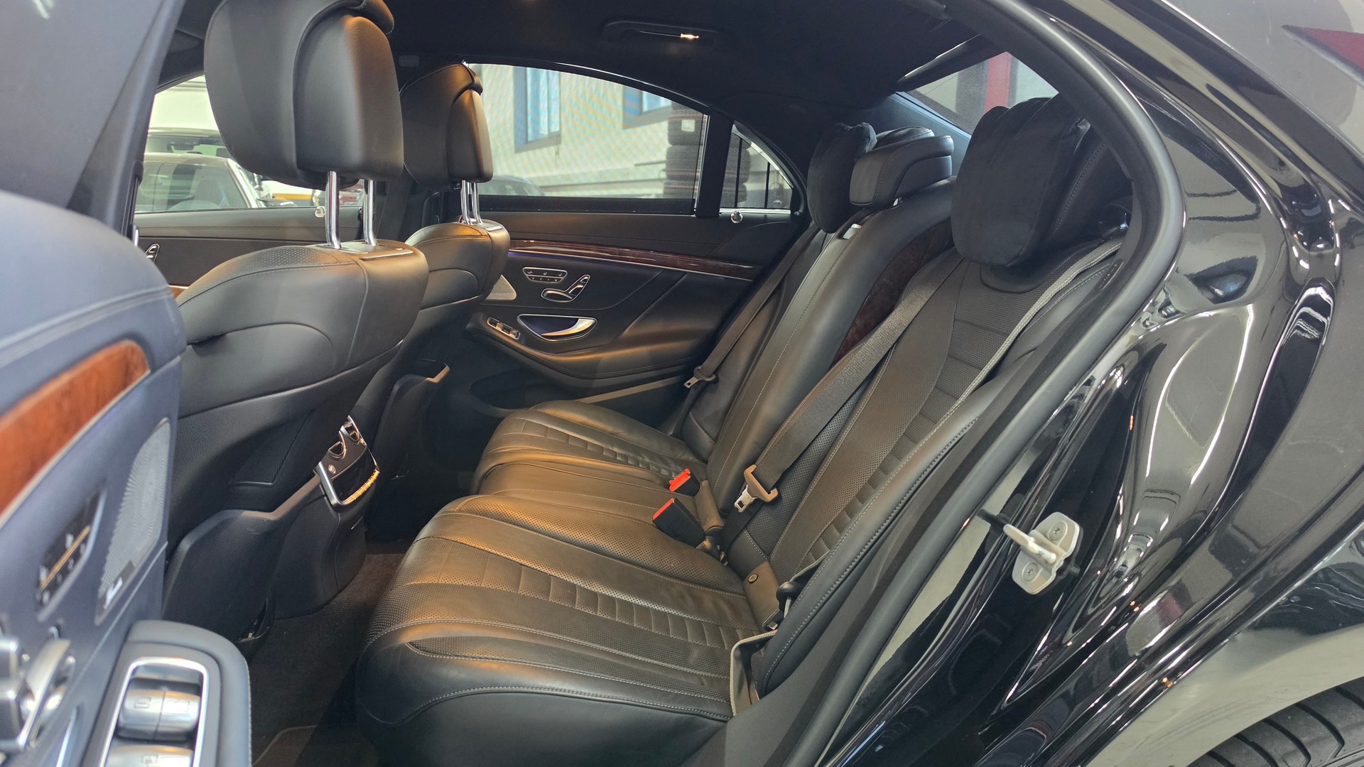 MERCEDES-BENZ S 500 7G-Tronic AMG-Line-image-21