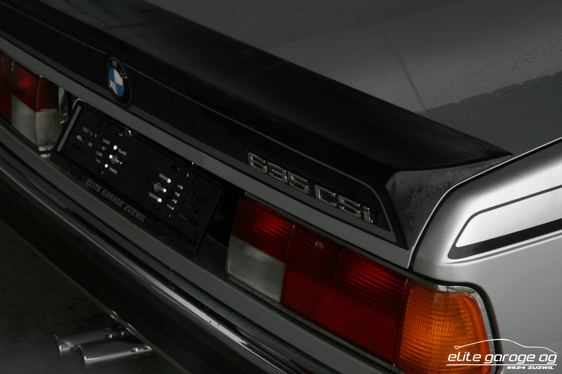 BMW 635 CSi A-image-12