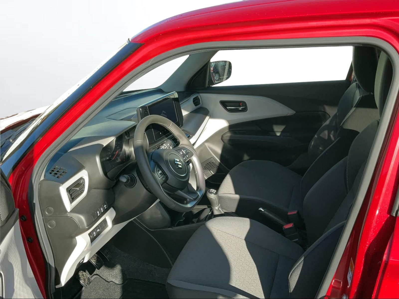 SUZUKI Swift 1.2 Compact+ Hybrid 4x4 MY24-image-15