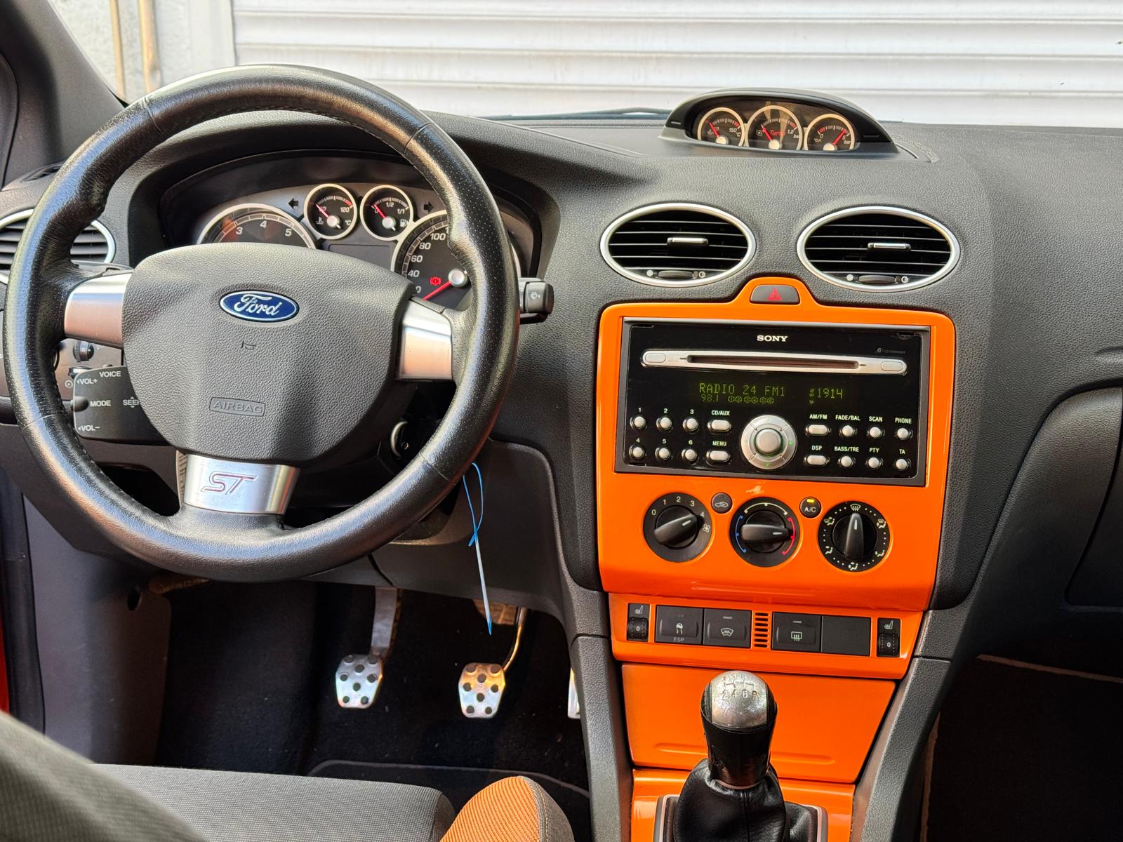 FORD Focus 2.5 Turbo ST-image-15