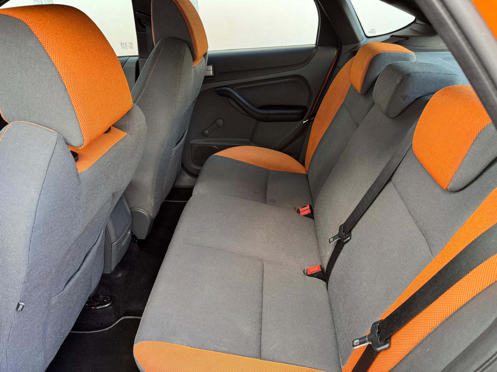 FORD Focus 2.5 Turbo ST-image-18