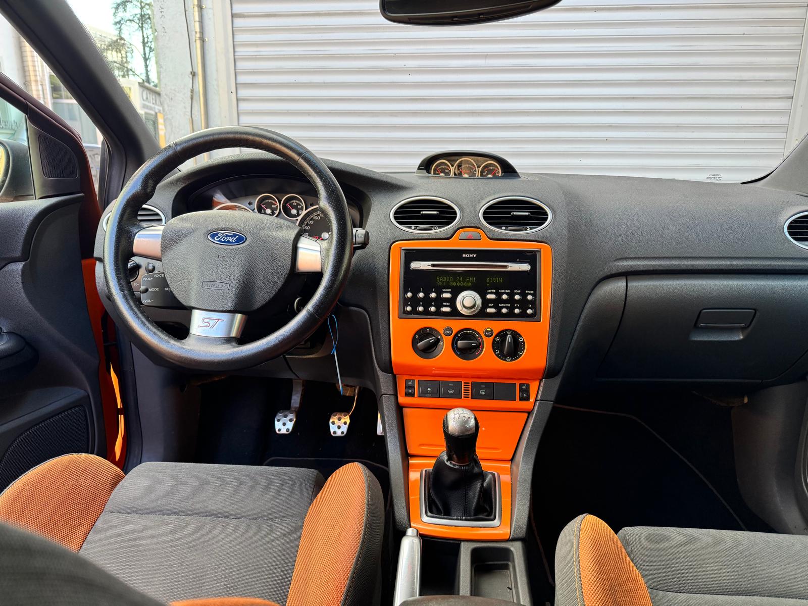 FORD Focus 2.5 Turbo ST-image-14