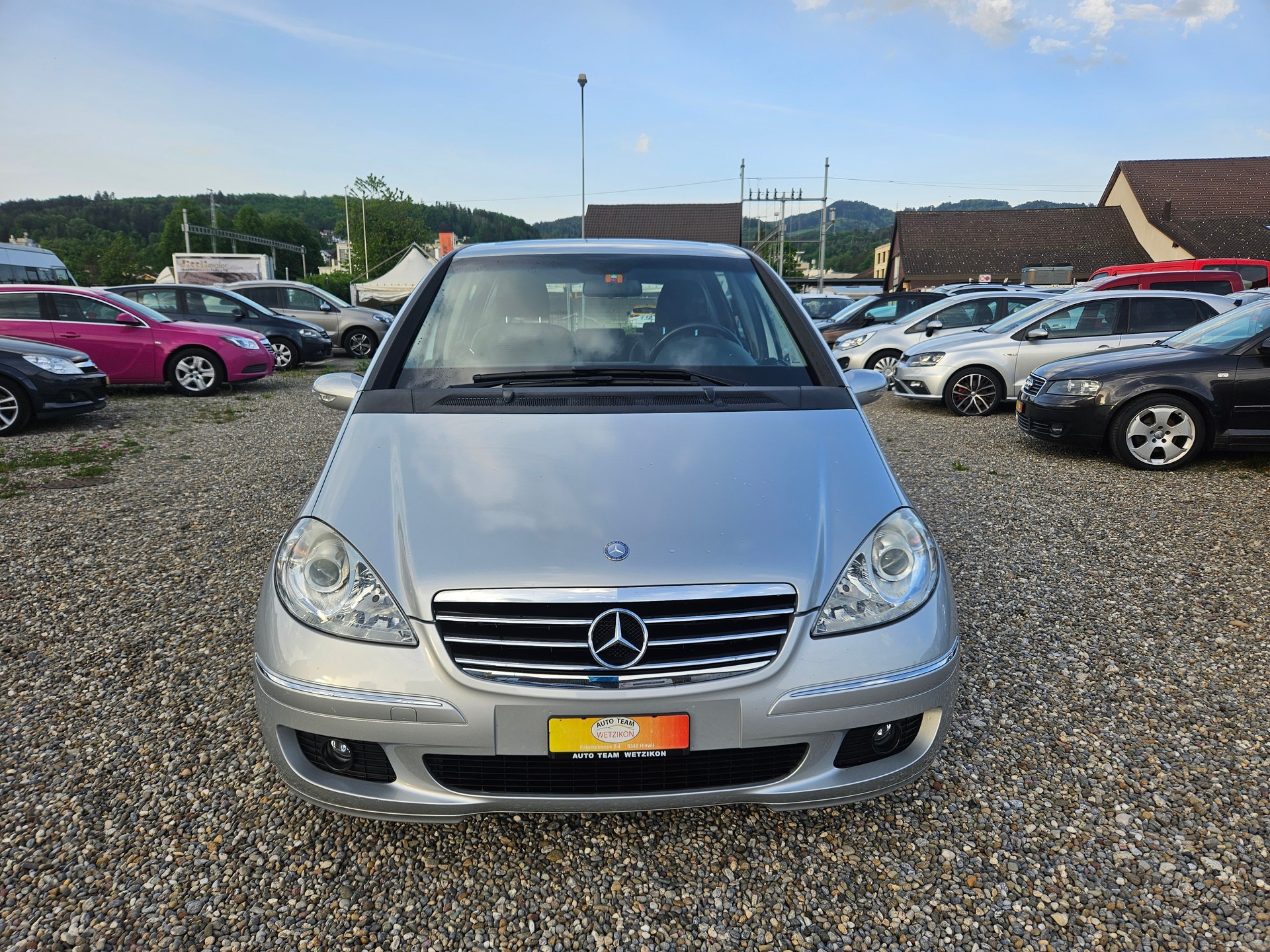 MERCEDES-BENZ A 200 Avantgarde-image-1