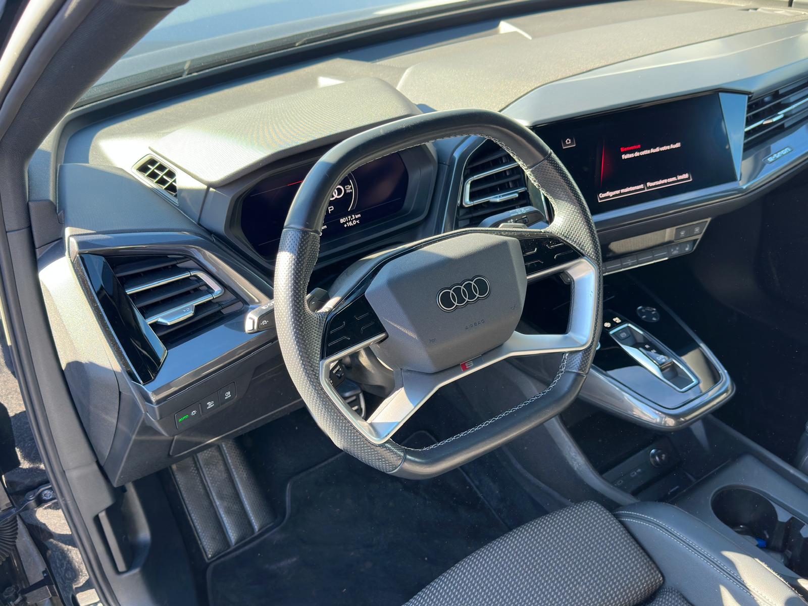 AUDI Q4 e-tron 50 quattro-image-6