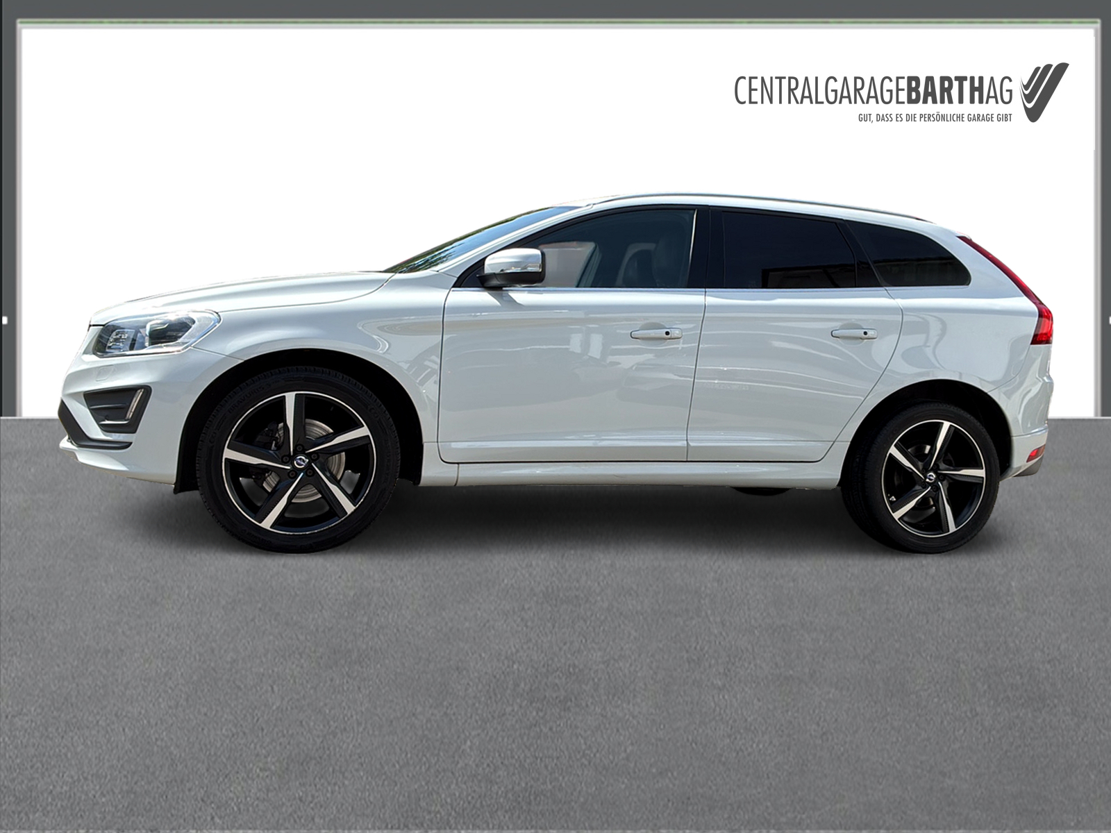 VOLVO XC60 3.0 T6 Summum R-Design AWD-image-3