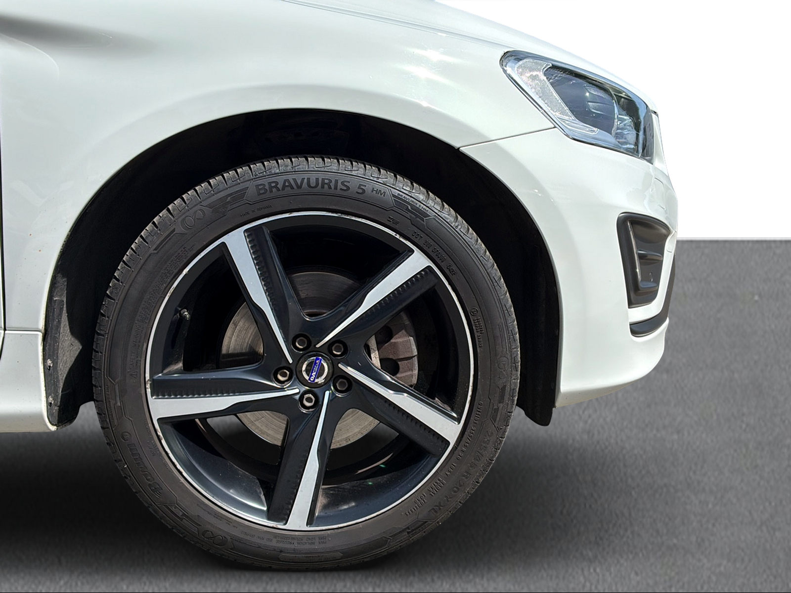 VOLVO XC60 3.0 T6 Summum R-Design AWD-image-15
