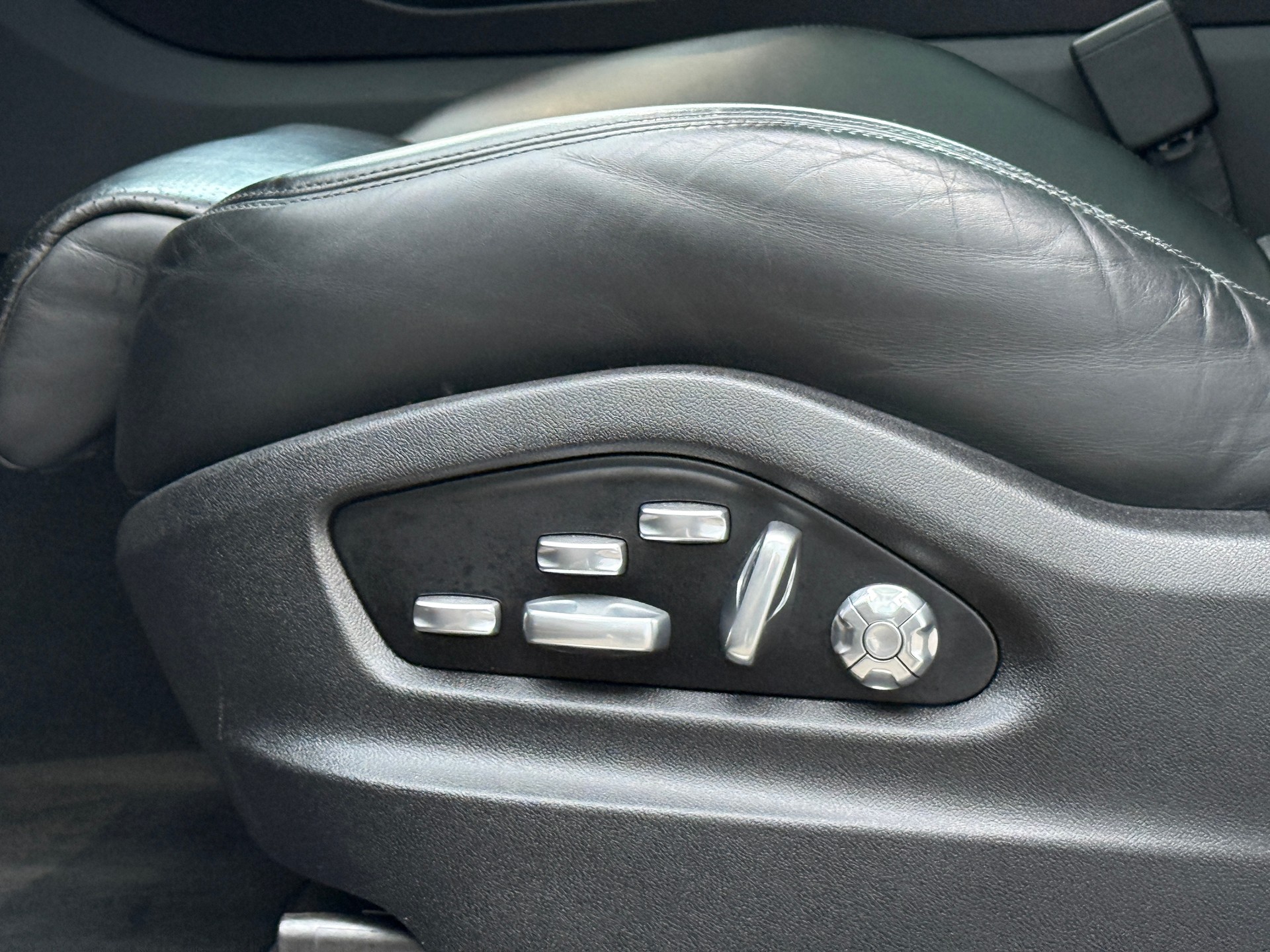 PORSCHE Cayenne 2.9 V6 S-image-8