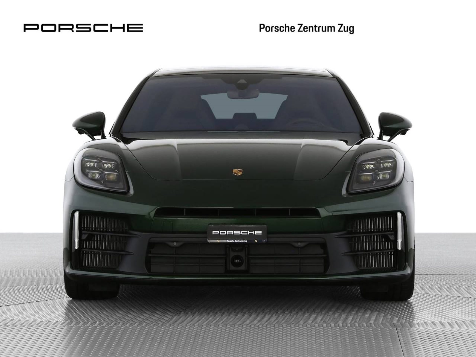 PORSCHE Panamera 4S E-Hybrid-showroom-element-2