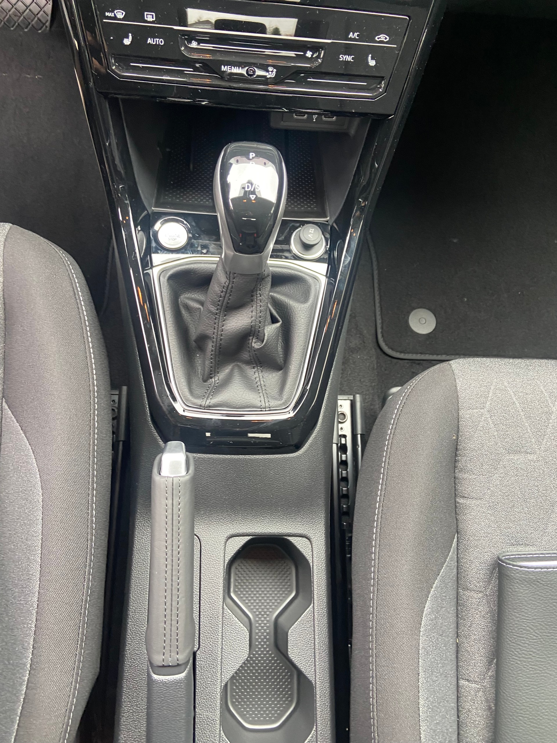 VW T-Cross 1.0 TSI EVO UNITED DSG-image-15