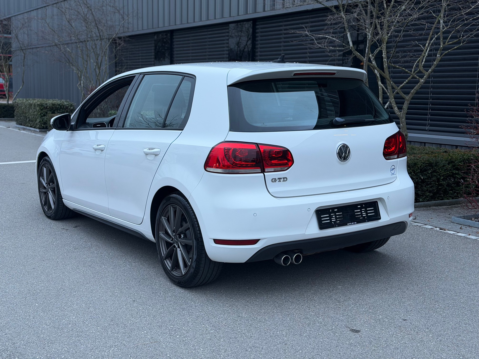 VW Golf 2.0 TDI GTD-image-4
