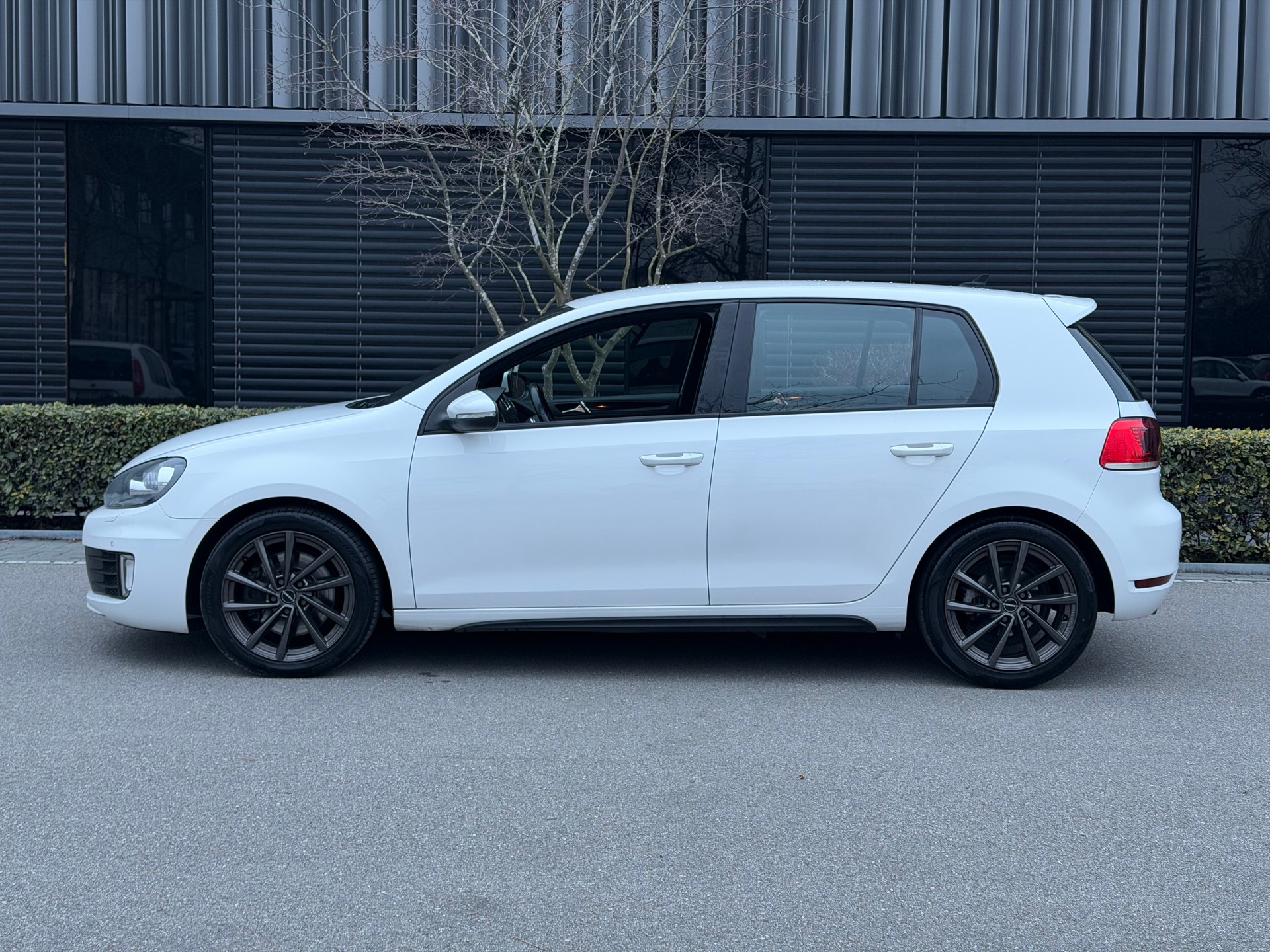 VW Golf 2.0 TDI GTD-image-1