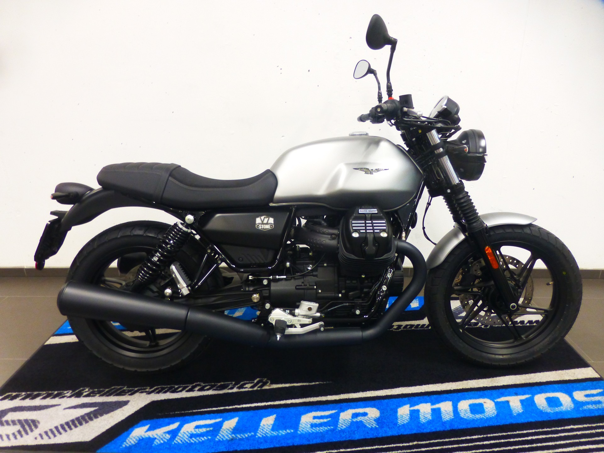 MOTO GUZZI V7 IV 850 Stone