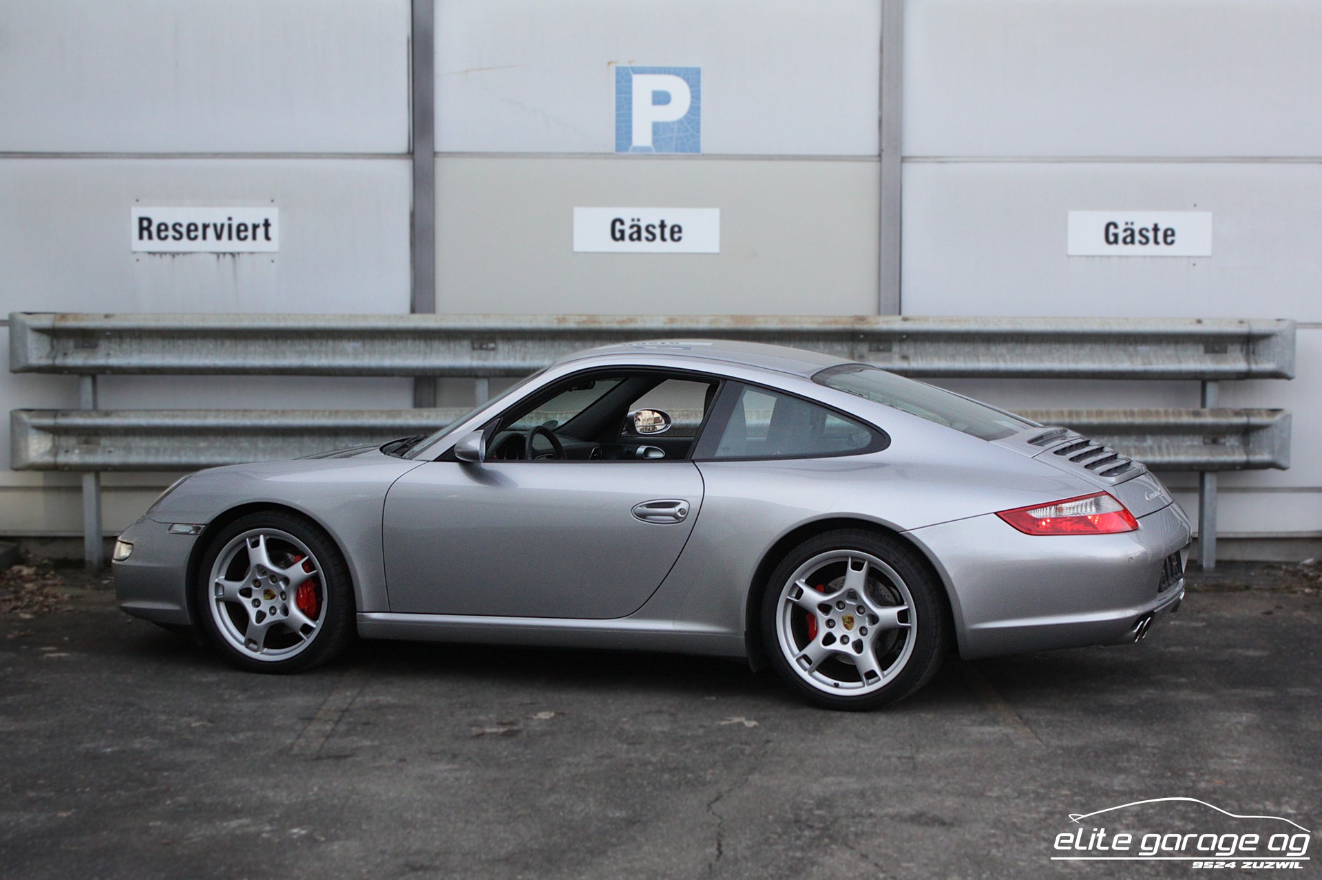 PORSCHE 911 Carrera S 4.1l LIEBHABERFAHRZEUG-image-2