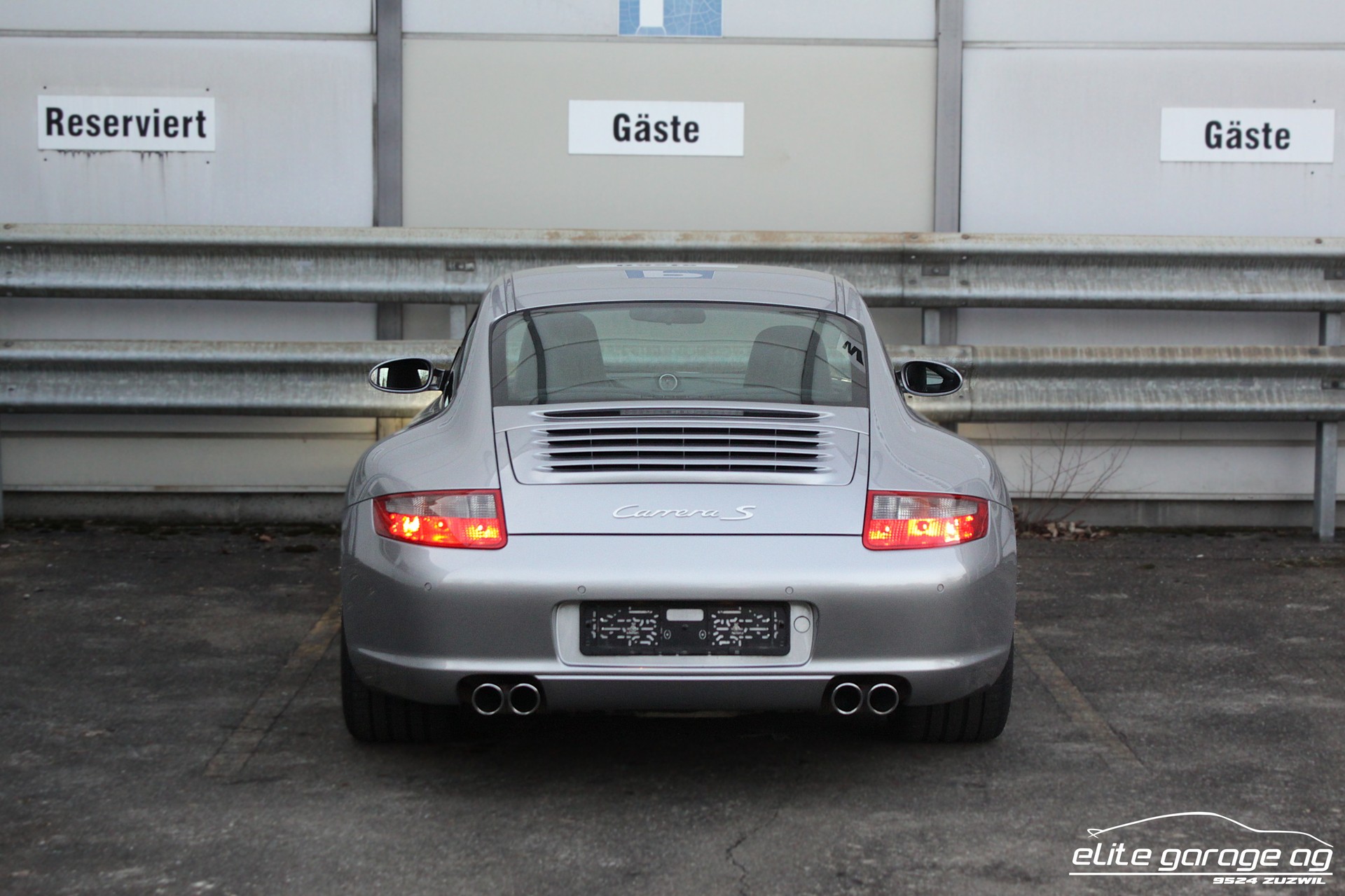 PORSCHE 911 Carrera S 4.1l LIEBHABERFAHRZEUG-image-3