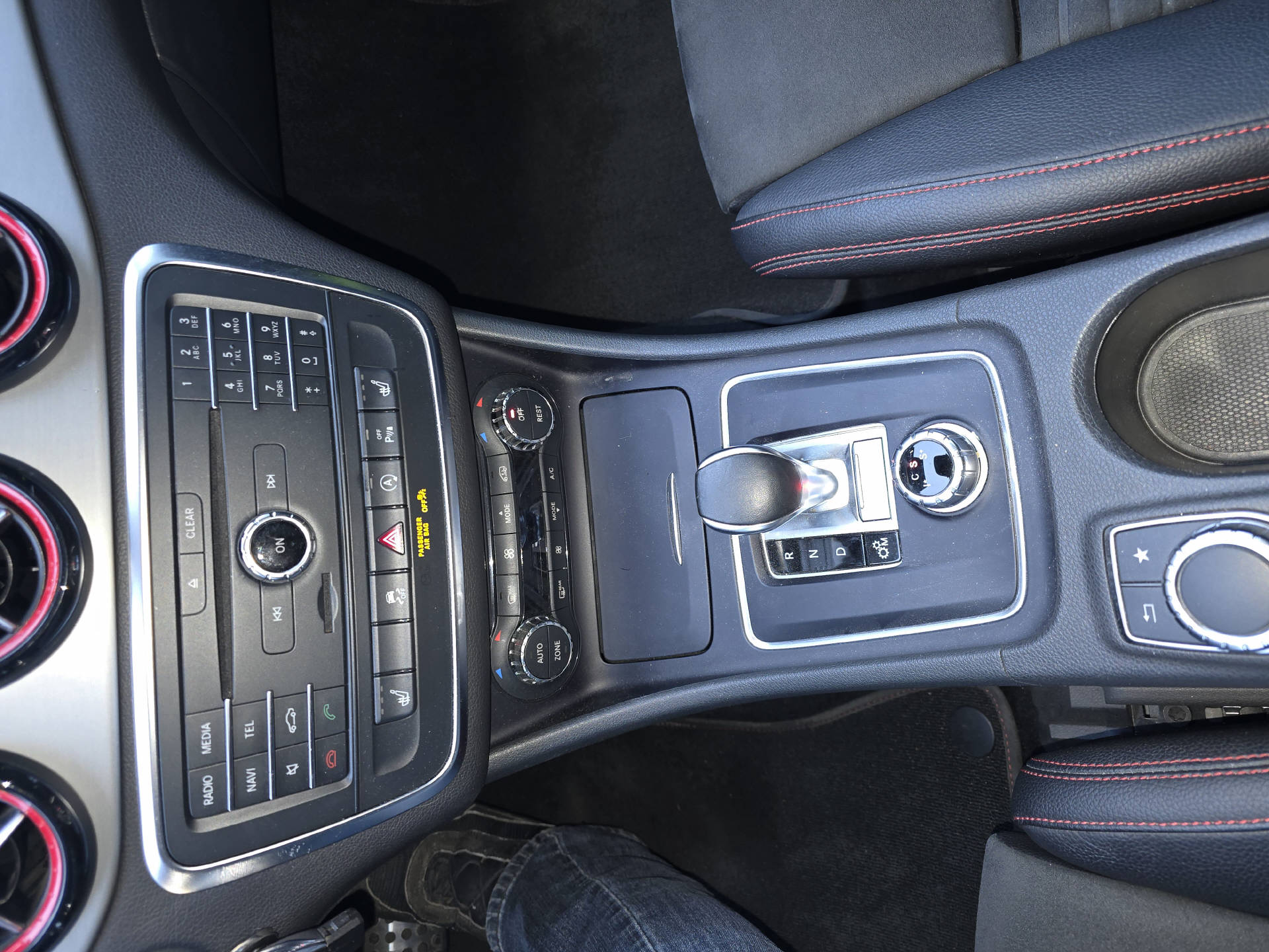 MERCEDES-BENZ GLA 45 AMG 4m-image-10