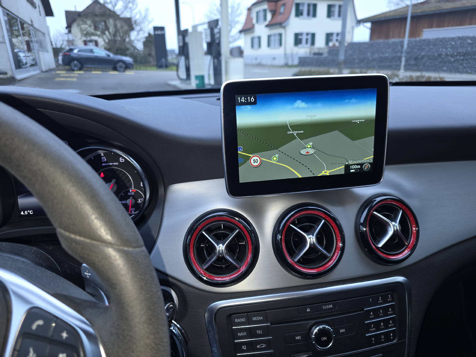 MERCEDES-BENZ GLA 45 AMG 4m-image-13