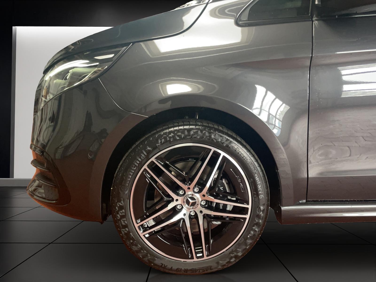 MERCEDES-BENZ V 300 d lang AMG Line-image-9