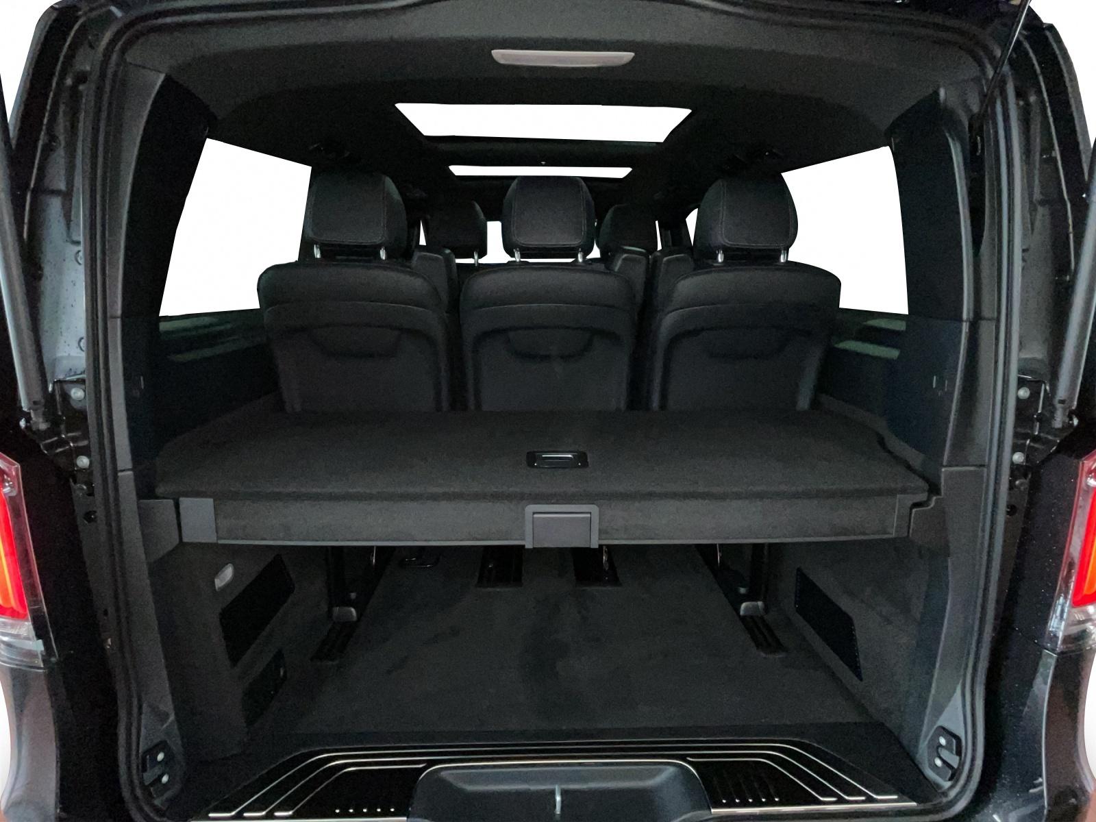 MERCEDES-BENZ V 300 d lang AMG Line-image-8