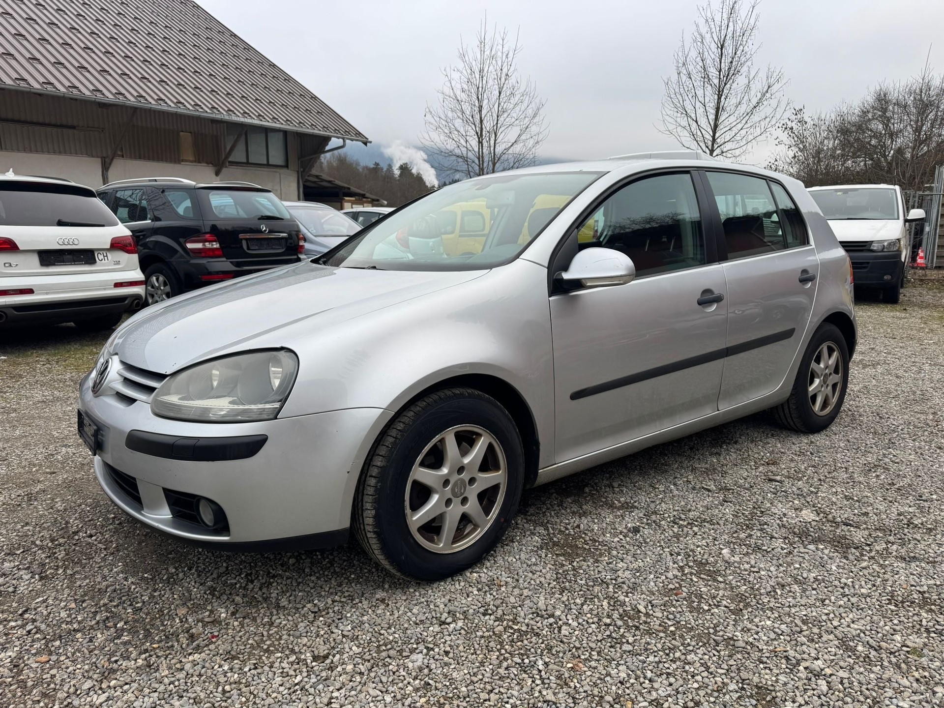 VW Golf 2.0 TDI Comfortline-image-2